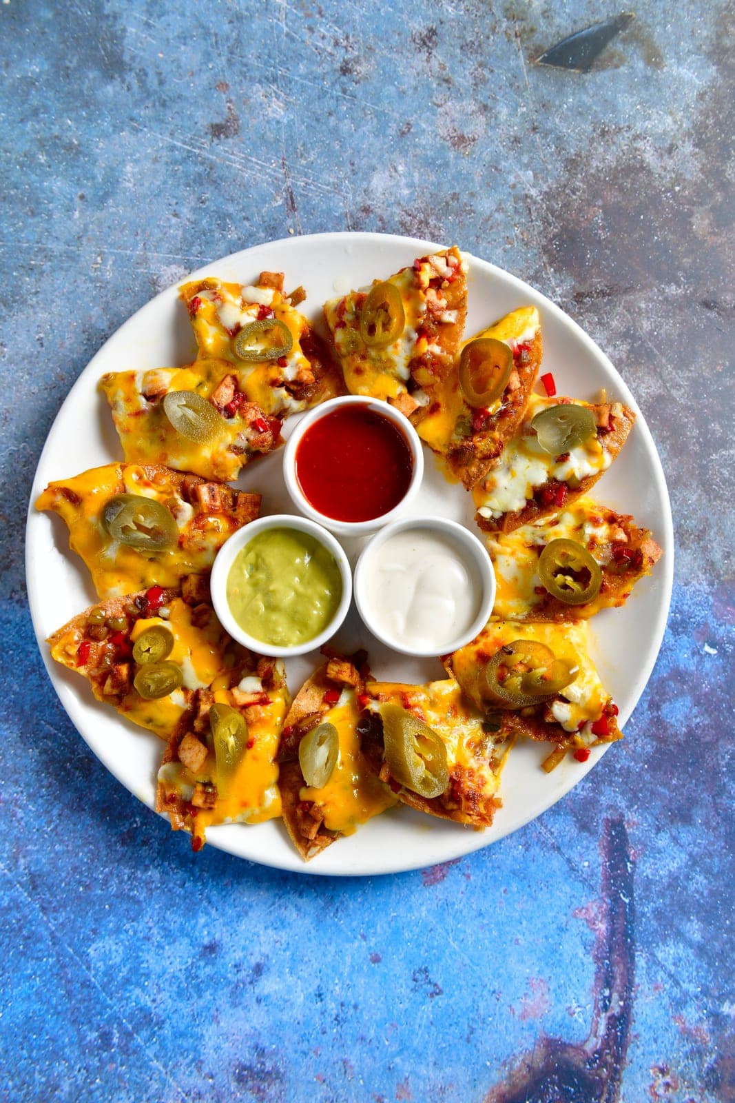 TAVUKLU NACHOS