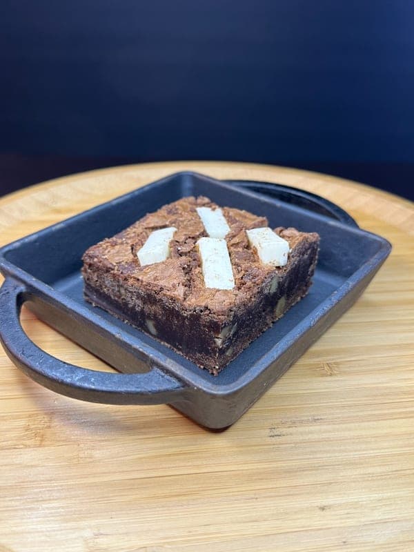 AMERICAN BROWNIE