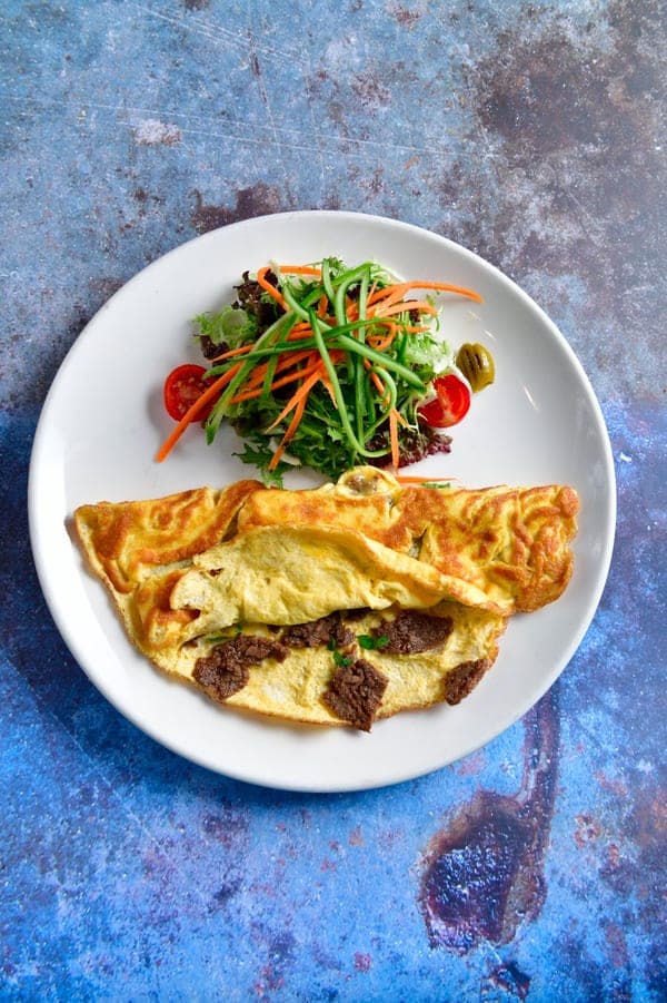 Kavurmalı Omlet