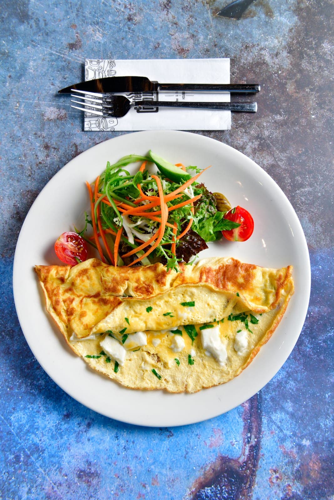 Otlu & Beyaz Peynirli Omlet