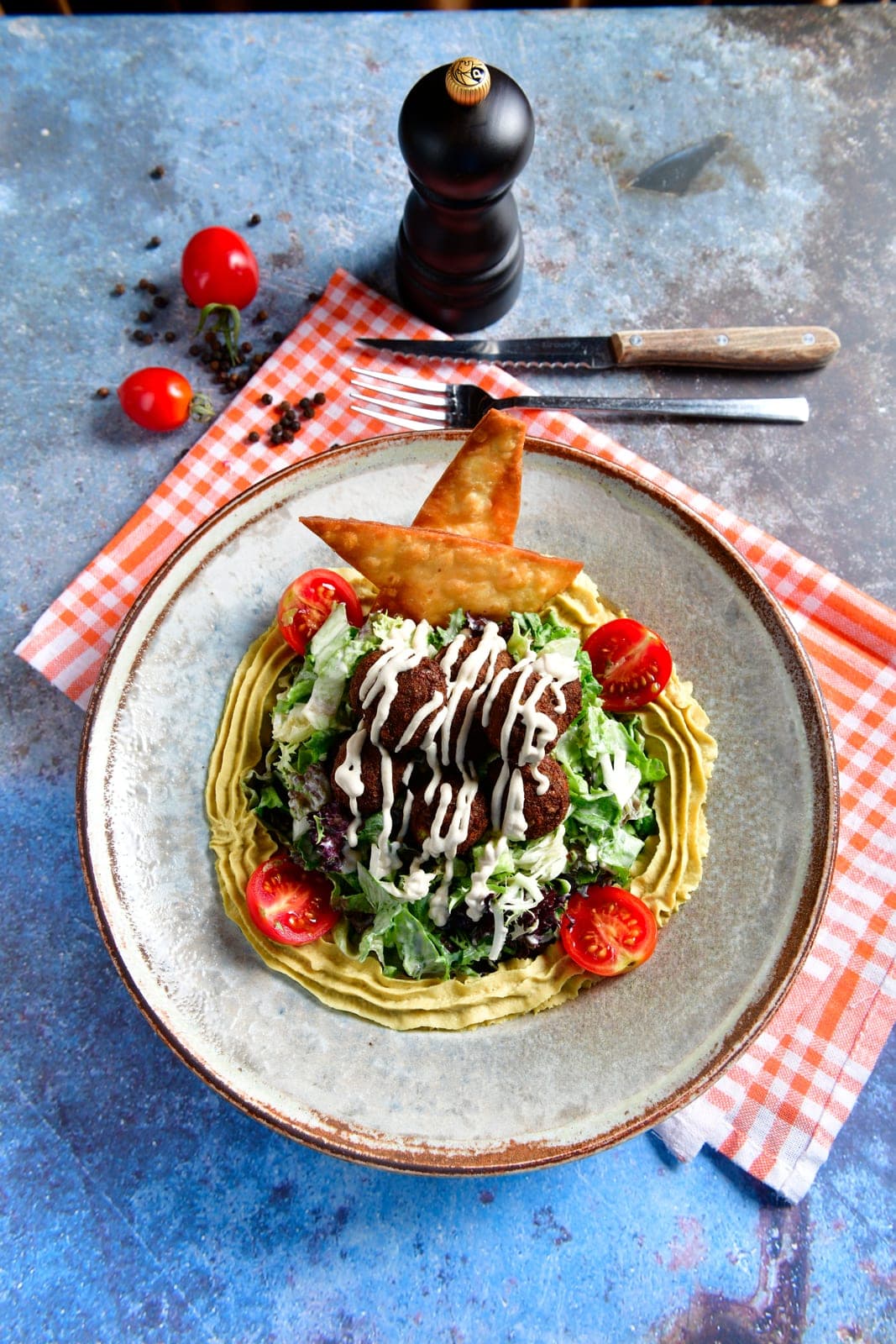 Falafel Salata